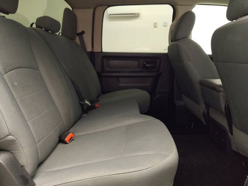 Used 2015 RAM 1500 Express w/ Black Ram 1500 Express Group RWD image 19
