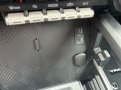 New 2025 Toyota Tacoma TRD Sport image 6