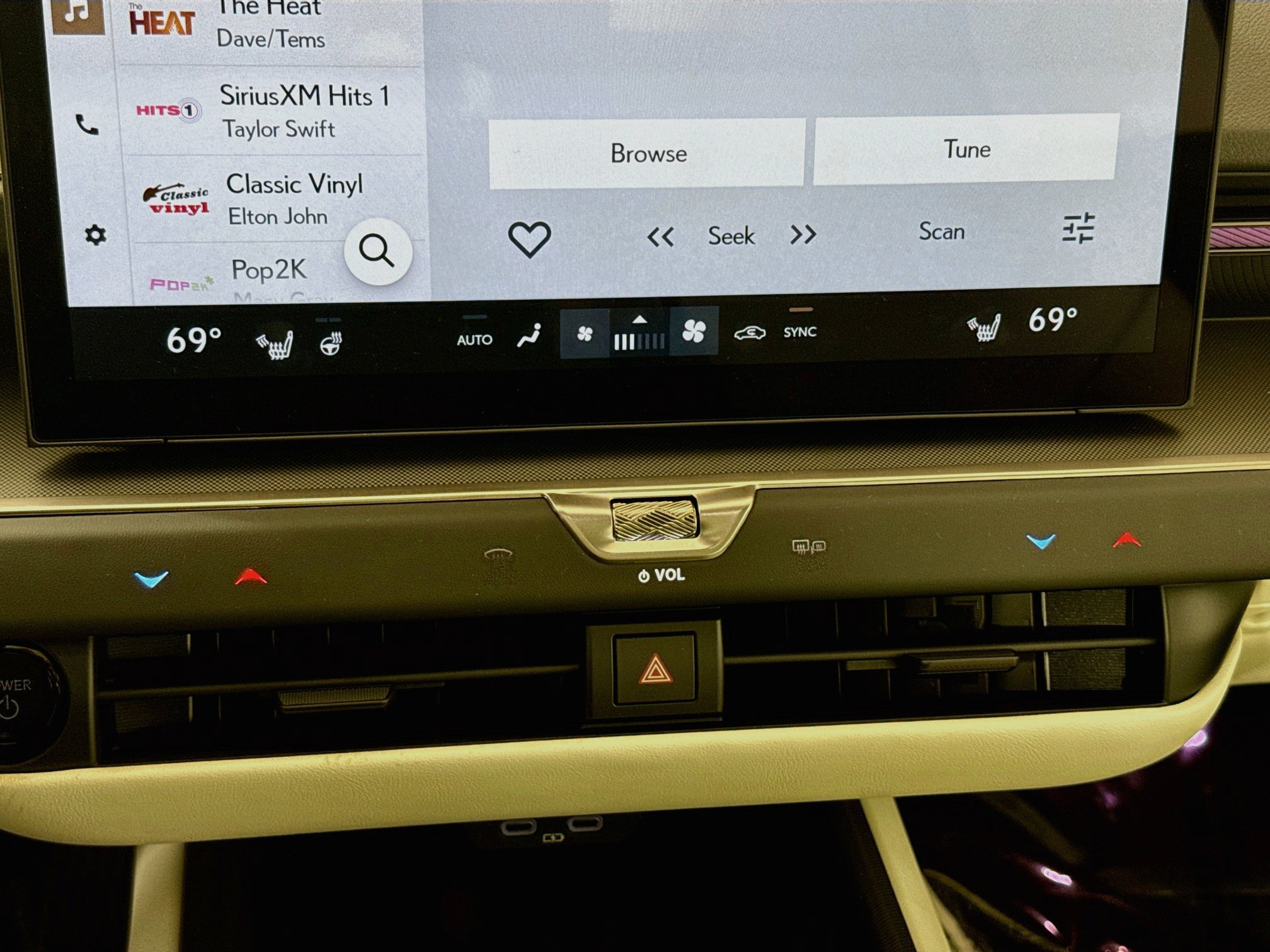 Certified 2026 Lexus ES 350h AWD w/ Convenience Package image 19