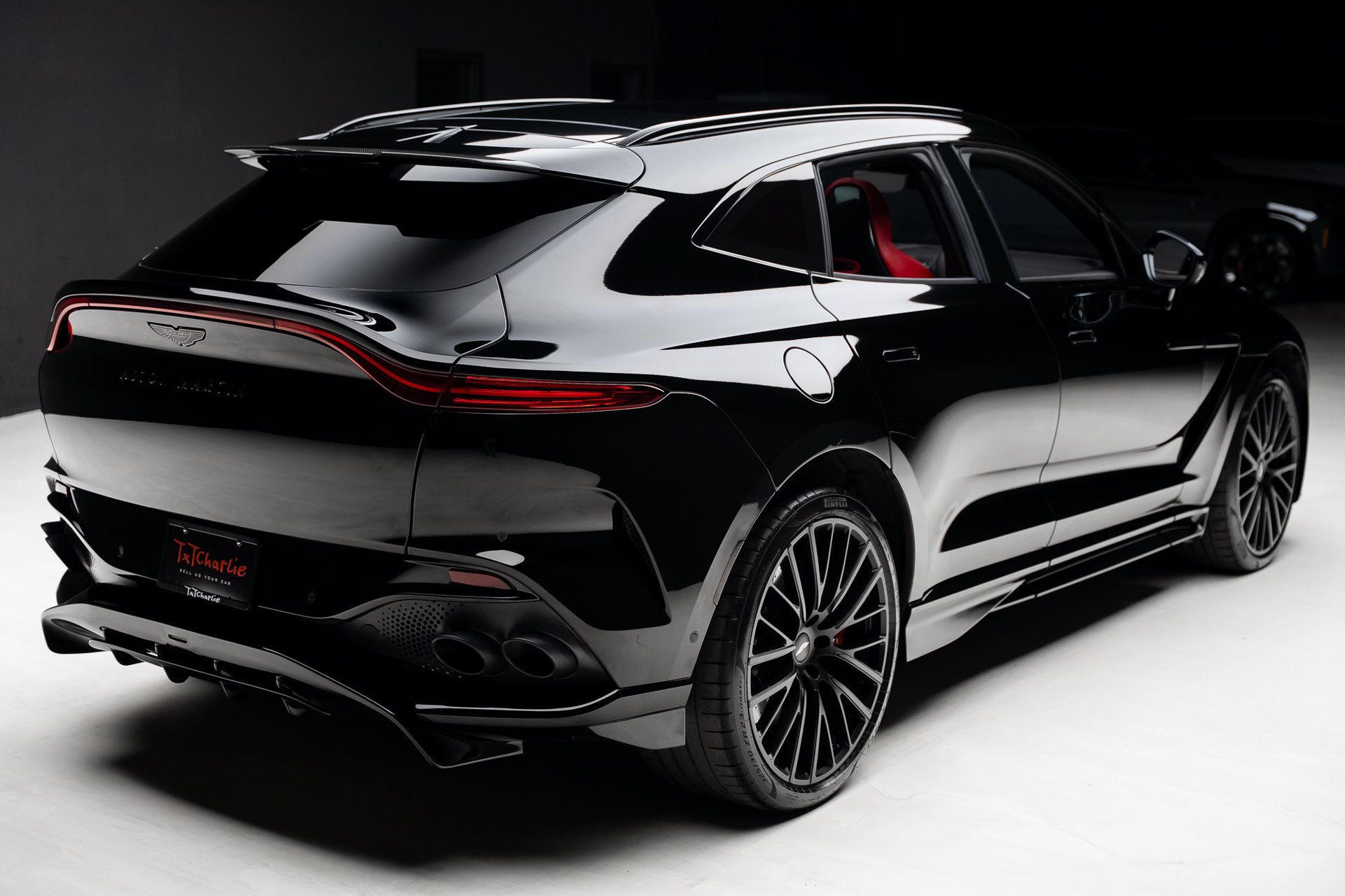 Used 2023 Aston Martin DBX 707 AWD/4WD image 32
