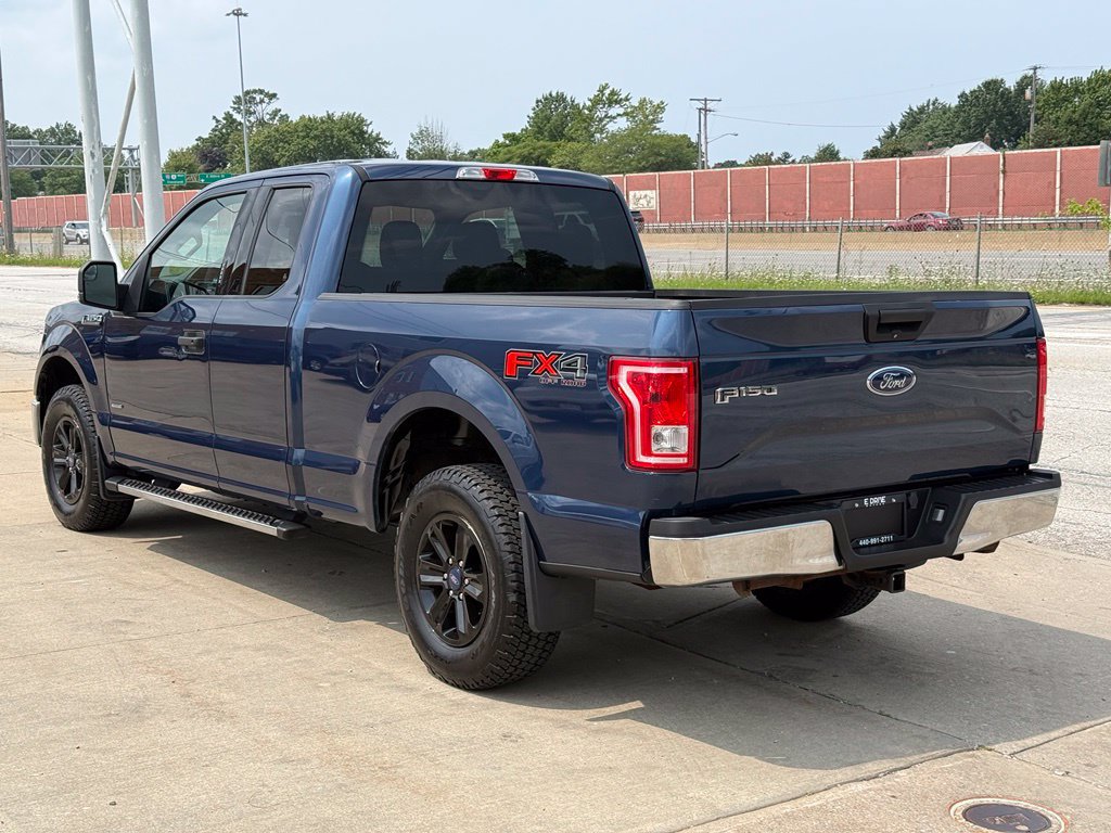 Used 2015 Ford F150 XLT w/ Equipment Group 301A Mid AWD/4WD image 10
