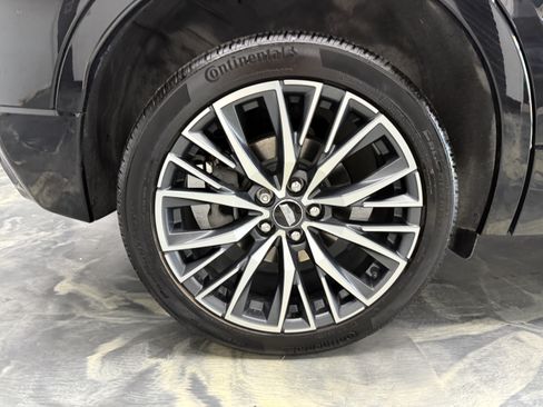 Used 2024 Cadillac XT4 Sport AWD/4WD image 30