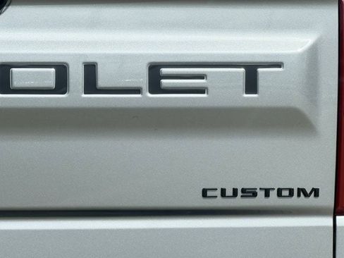 Used 2024 Chevrolet Silverado 1500 Custom w/ LPO, Dark Essentials Package RWD image 10