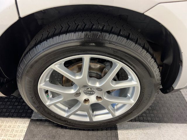 Used 2012 Dodge Journey SXT w/ Flexible Seating Group FWD image 15