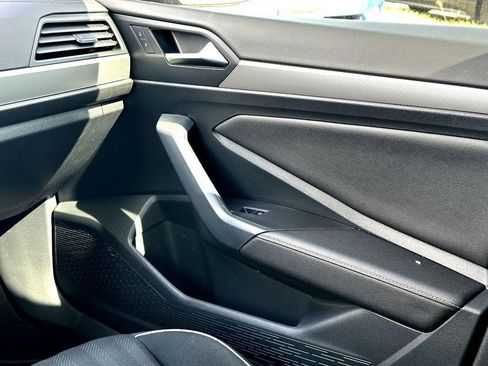 Used 2024 Volkswagen Jetta Sport image 27