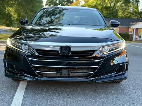 Used 2019 Honda Accord LX image 9
