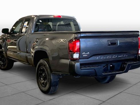 Used 2022 Toyota Tacoma SR image 11
