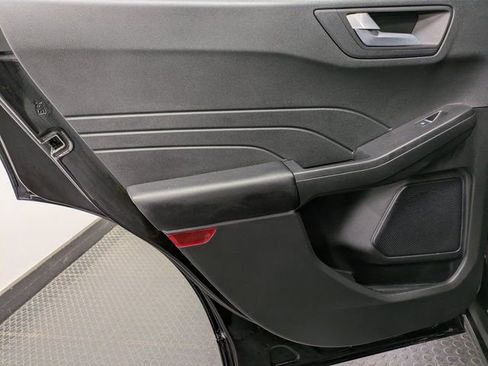 Used 2024 Ford Escape Platinum image 23