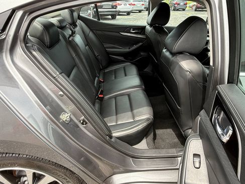 Used 2016 Nissan Maxima 3.5 SV FWD image 21