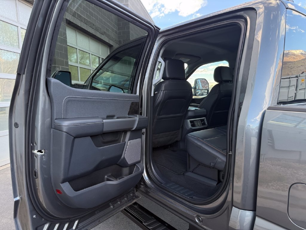 Used 2026 Ford F350 Lariat AWD/4WD image 32