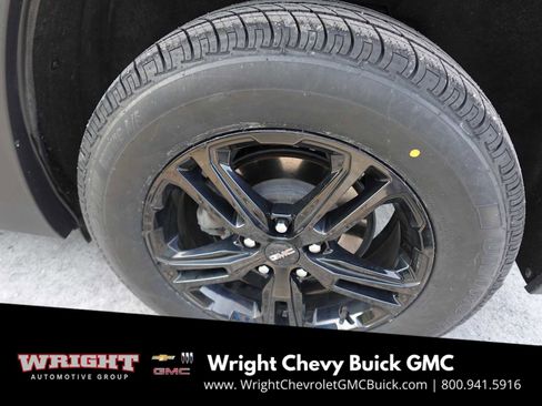 Used 2022 GMC Terrain AT4 image 33