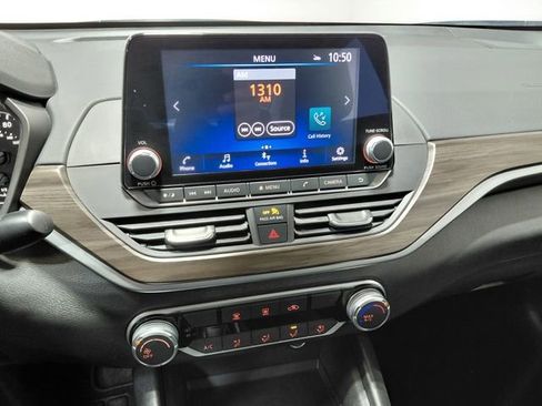 Used 2025 Nissan Altima 2.5 SV image 28