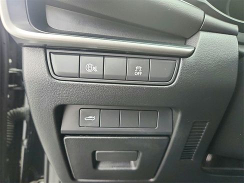 Used 2025 MAZDA MAZDA3 s image 30