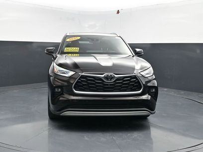 Used 2021 Toyota Highlander Platinum