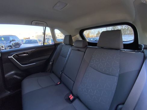 Used 2024 Toyota RAV4 XLE image 30