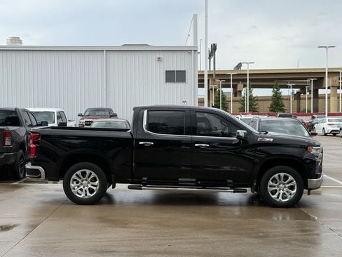 Used 2023 Chevrolet Silverado 1500 LTZ w/ Technology Package AWD/4WD image 3