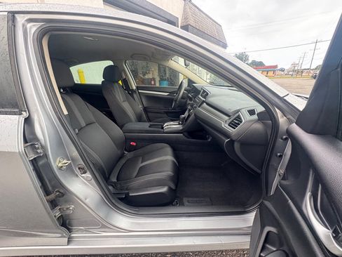 Used 2017 Honda Civic LX image 9
