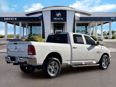 Used 2019 RAM 1500 Big Horn RWD image 4