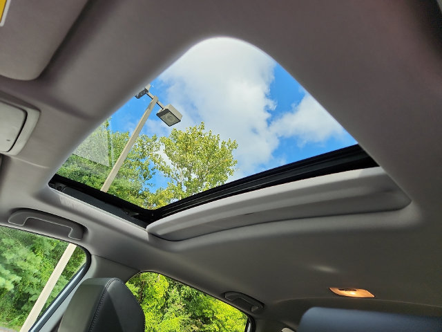 Used 2021 Honda CR-V Touring image 15