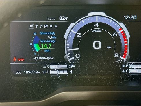 Used 2024 Toyota Tundra Limited w/ Power Package AWD/4WD image 12