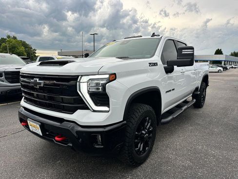 Certified 2025 Chevrolet Silverado 2500 LT w/ Trail Boss Package AWD/4WD image 8