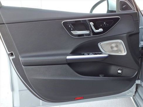 Certified 2025 Mercedes-Benz C 300 Sedan image 12