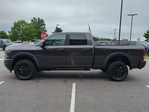 New 2025 RAM 3500 Limited image 7