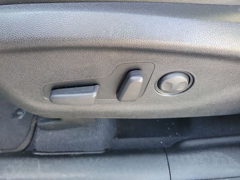 Used 2019 Kia Sorento EX image 25