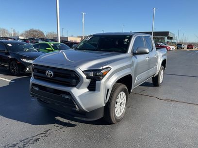 Used 2025 Toyota Tacoma SR5