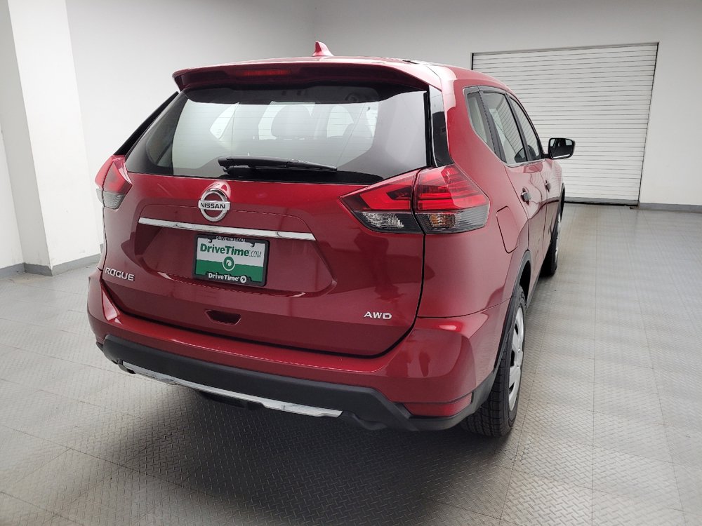 Used 2017 Nissan Rogue S AWD/4WD image 7