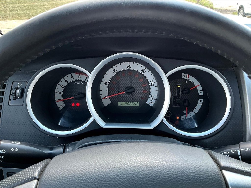 Used 2012 Toyota Tacoma 4x4 Double Cab w/ TRD Sport Upgrade Pkg image 19