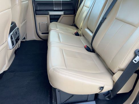 Used 2020 Ford F250 Lariat w/ Lariat Value Package image 14