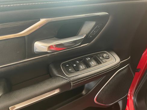 Used 2023 RAM 1500 Laramie image 13