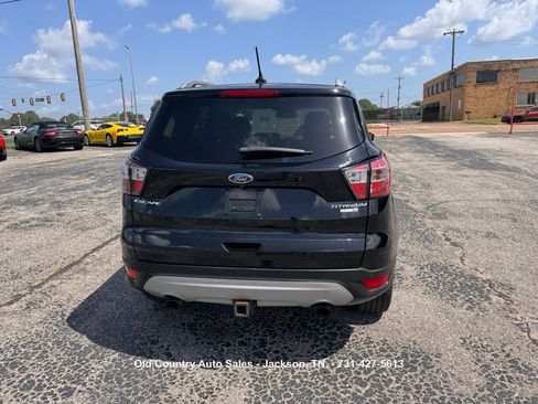 Used 2018 Ford Escape Titanium w/ Ford Safe & Smart Package AWD/4WD image 7