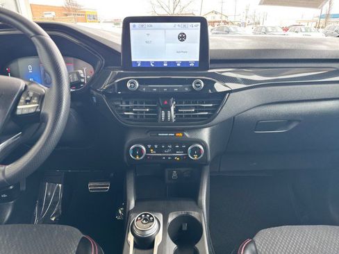 Used 2024 Ford Escape ST-Line image 8