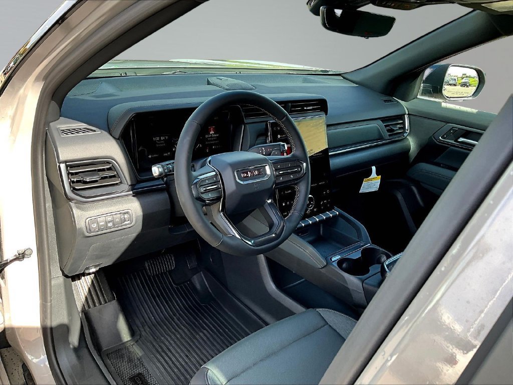 New 2027 GMC Terrain AT4 w/ Technology Package II AWD/4WD image 7