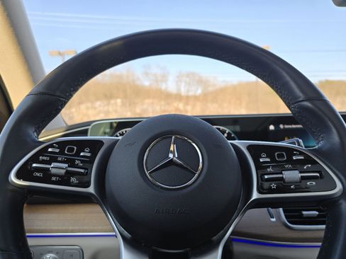 Used 2022 Mercedes-Benz GLE 350 4MATIC image 23