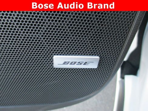 Certified 2024 Buick Enclave Avenir w/ Avenir Technology Package image 19