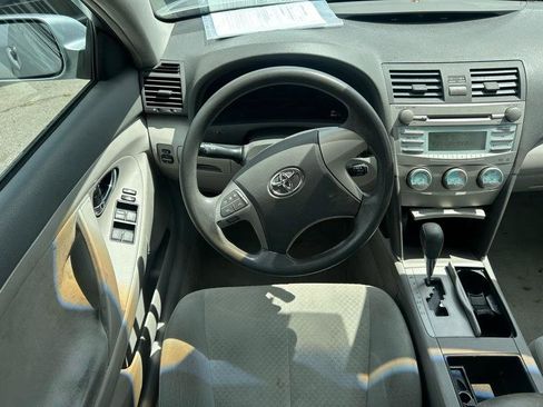 Used 2007 Toyota Camry CE FWD image 9