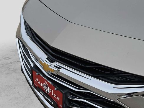 Used 2023 Chevrolet Malibu LT w/ Driver Confidence Package image 13