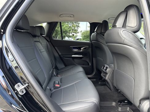 Certified 2025 Mercedes-Benz GLC 350e 4MATIC image 17