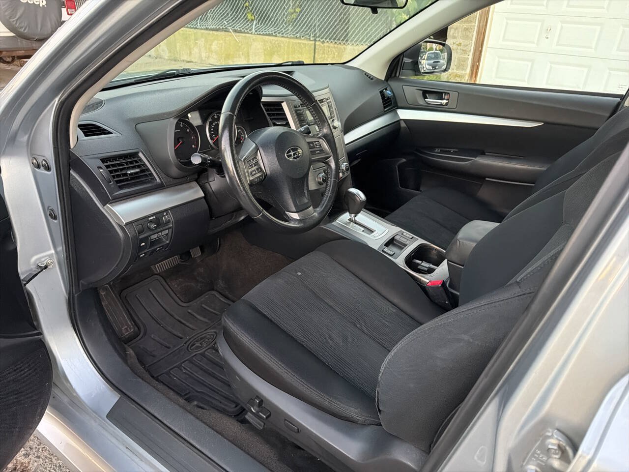 Used 2013 Subaru Legacy 2.5i Premium AWD/4WD image 12