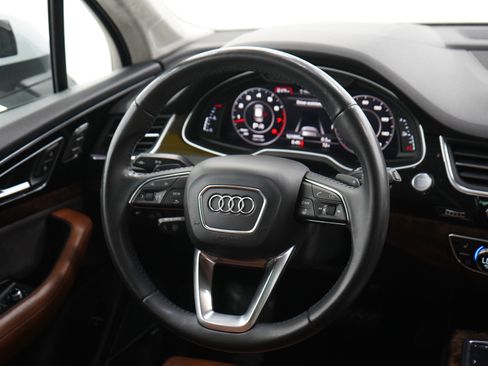 Used 2018 Audi Q7 3.0T Prestige w/ Prestige Package AWD/4WD image 15
