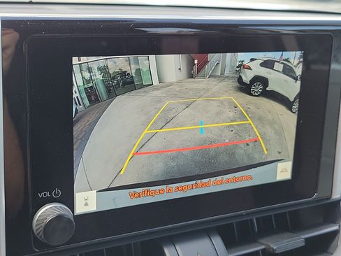 Used 2025 Toyota RAV4 XLE AWD/4WD image 30