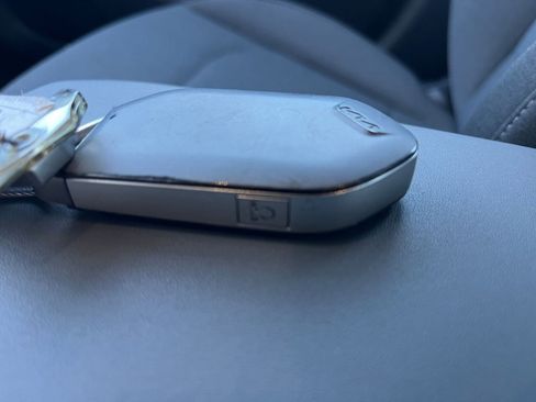 Used 2025 Kia K4 LXS image 23