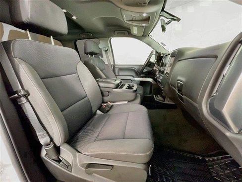Used 2018 Chevrolet Silverado 1500 LT AWD/4WD image 28