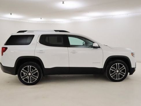 Used 2023 GMC Acadia SLT w/ Preferred Package image 2