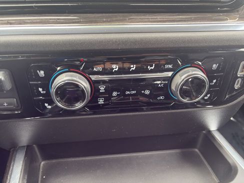 Used 2023 Chevrolet Silverado 1500 LTZ image 19