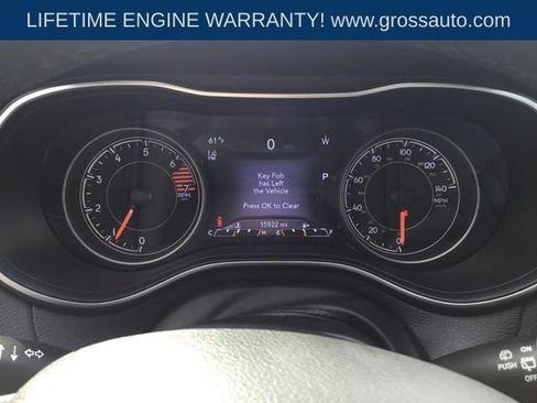 Used 2023 Jeep Cherokee Altitude Lux AWD/4WD image 26