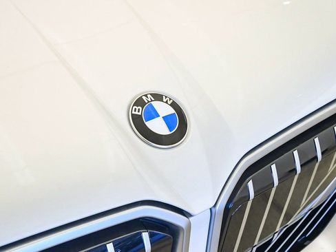 Used 2025 BMW X3 xDrive30i w/ Convenience Package image 7